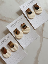 Load image into Gallery viewer, CHIC N NEUTRAL
