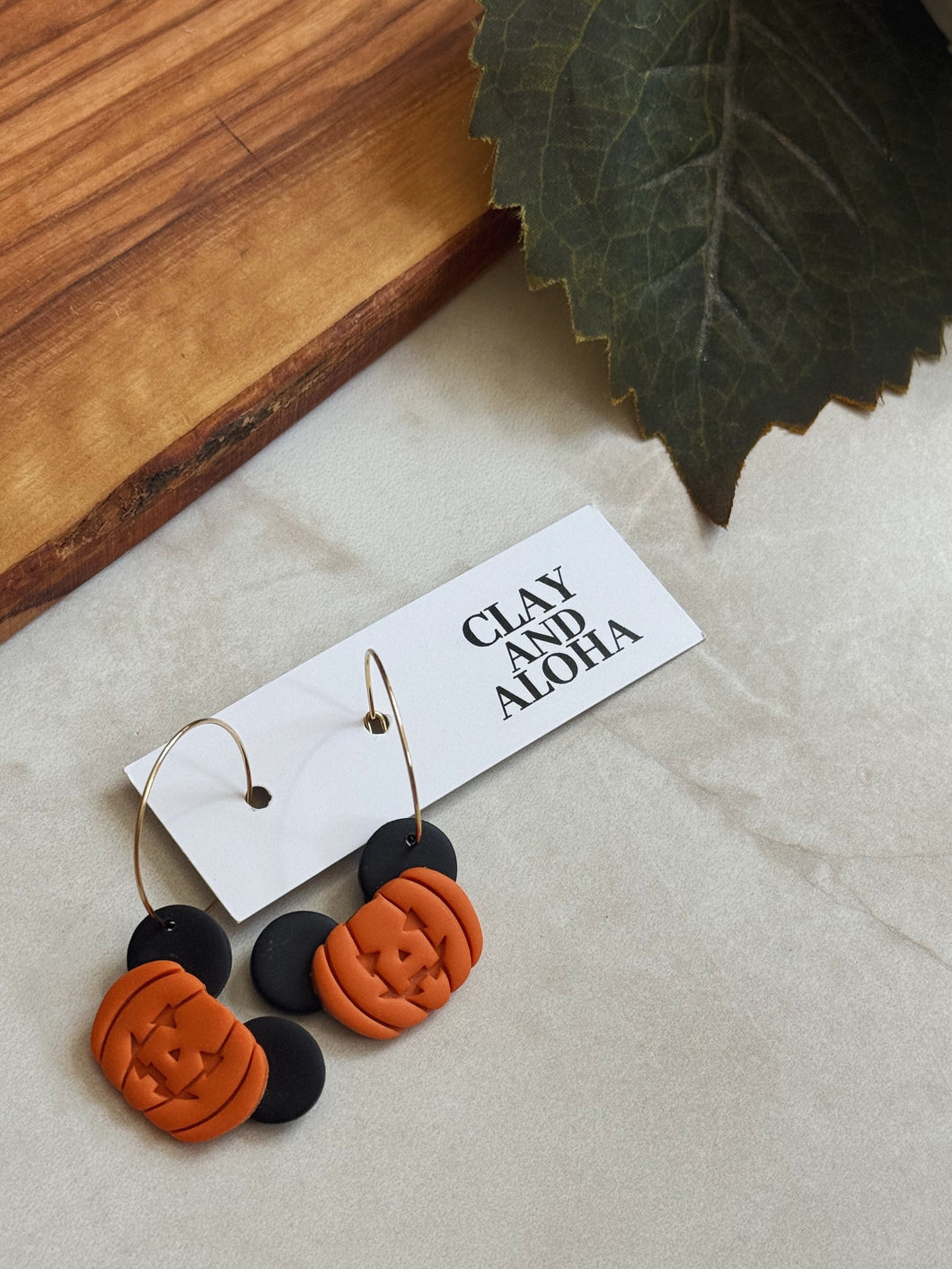 SPOOKY MOUSE HOOPS